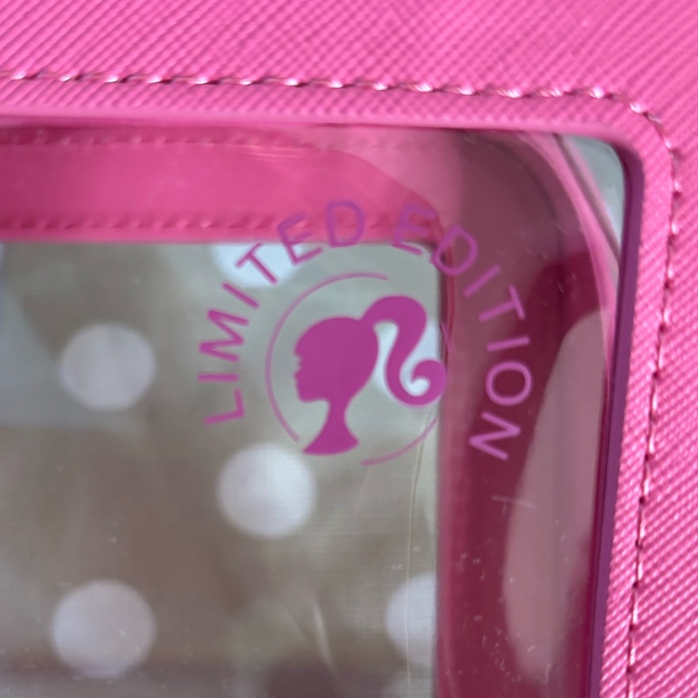 Impressions x Barbie makeup bag pink - Picture 3 of 11